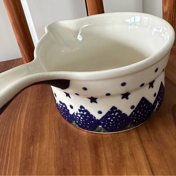 Boleslawiec Polish Pottery Gravy Sauce Bowl With Keyhole Handle - Picture 5 of 6